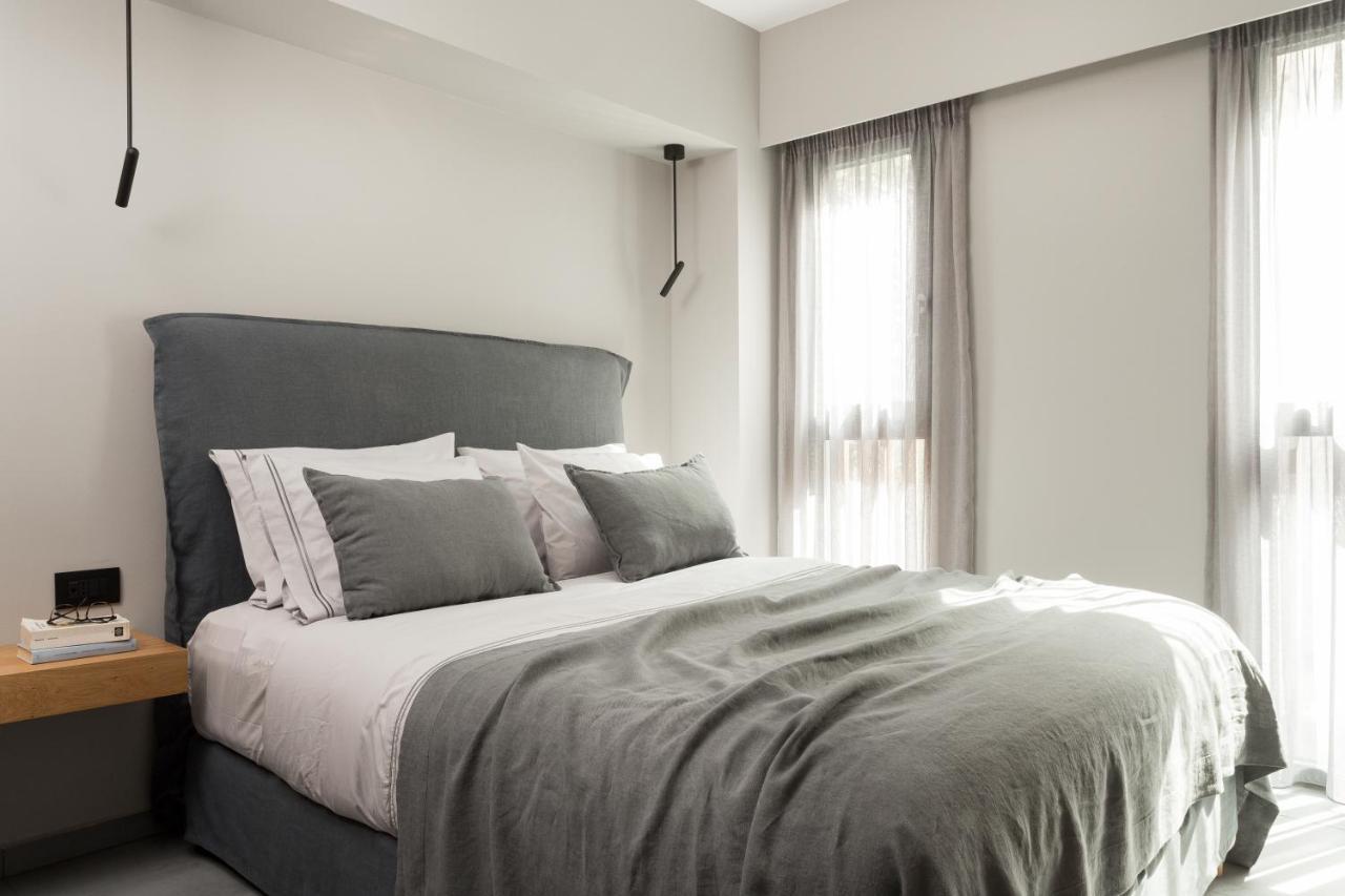 11 Enteka Acropolis Suites Афины Экстерьер фото