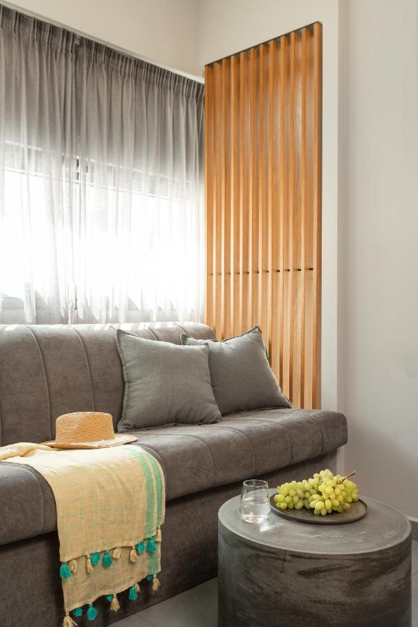 11 Enteka Acropolis Suites Афины Экстерьер фото
