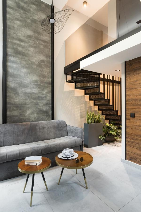 11 Enteka Acropolis Suites Афины Экстерьер фото